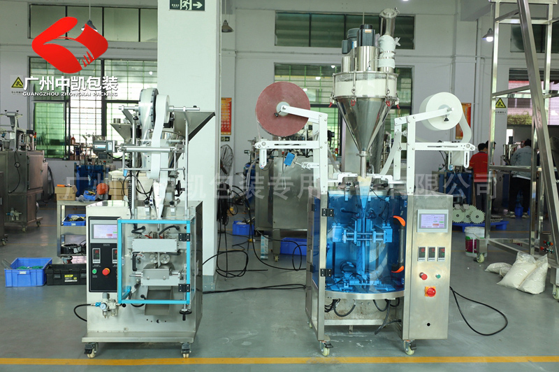 孟加拉雙膜包裝機(jī)，一大一小加枕式包裝機(jī) (2).jpg
